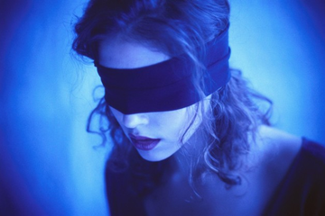 "ОСОЗНАННОСТЬ" Йога-практики с закрытыми глазами