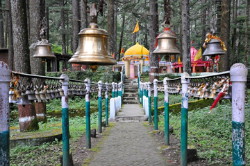 Духовная практика в ТАРКЕШВАРЕ с Мастером