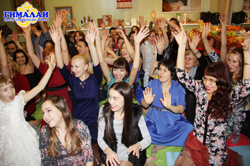 А мы уже выложили фото с новогодней вечеринки